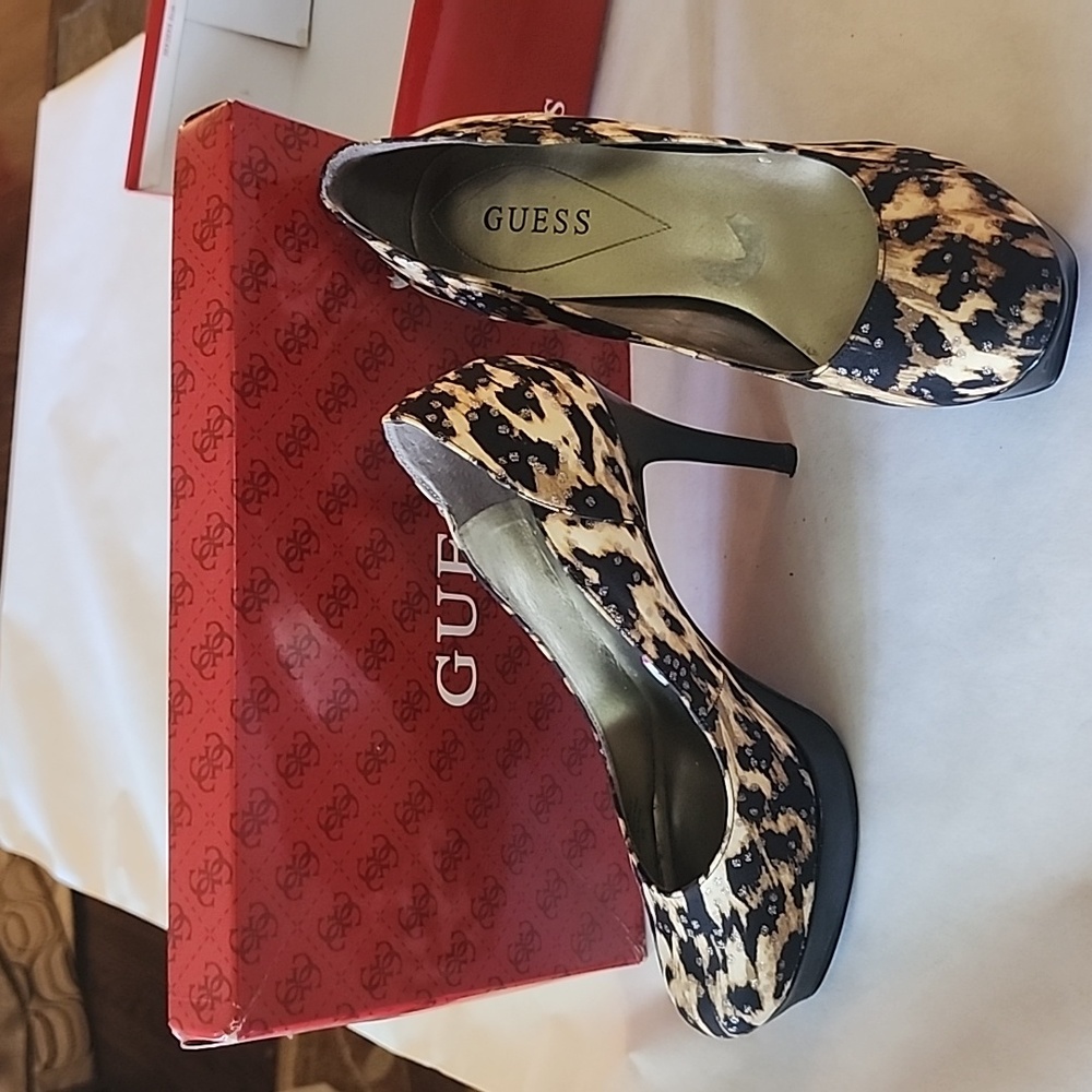 Guess leopard print platform pump. Gently used